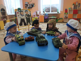 23 февраля у малышей 23 февраля у малышей.