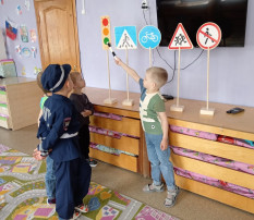 День ГИБДД День ГИБДД.